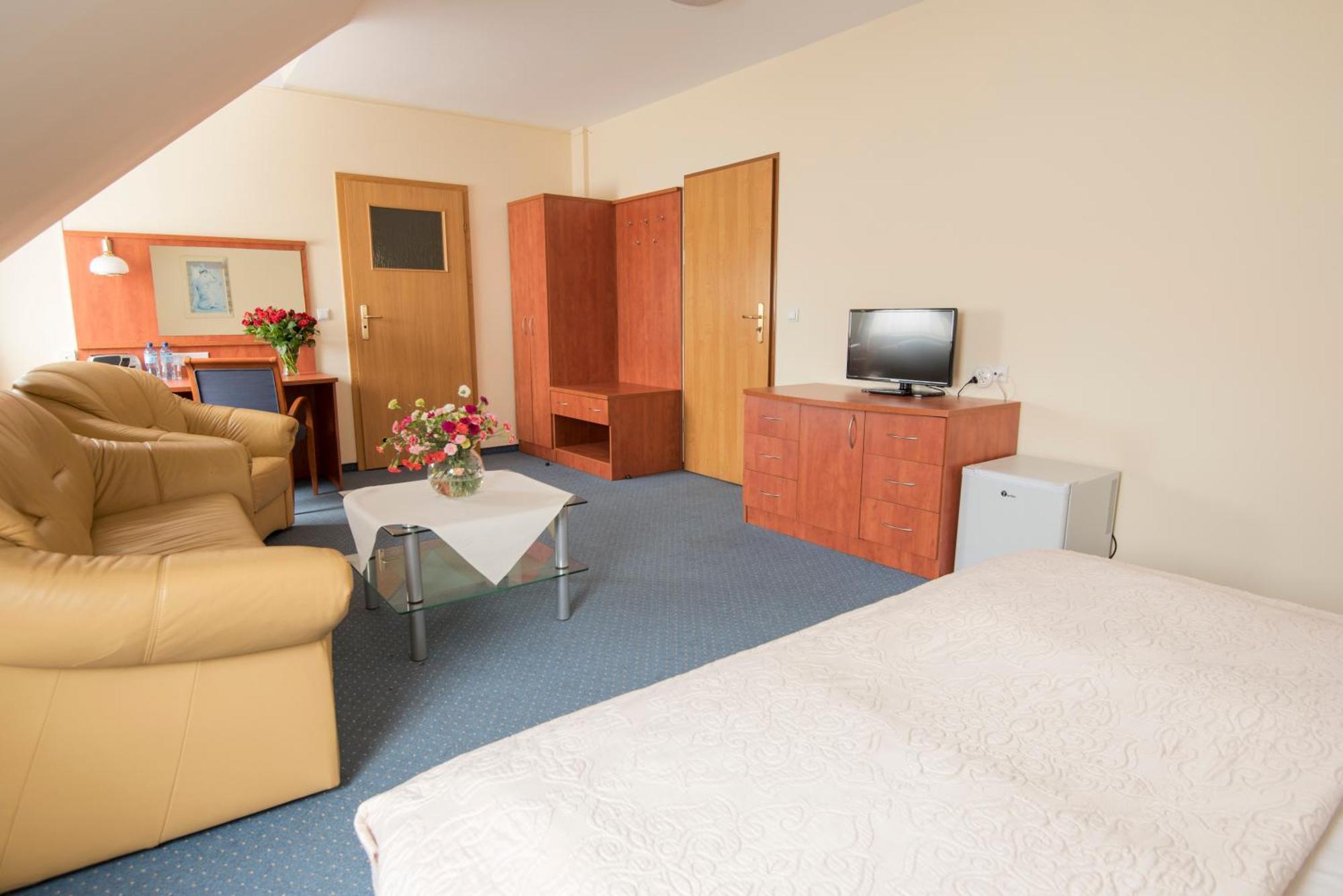 Hotel Daria ตือคือ ภายนอก รูปภาพ